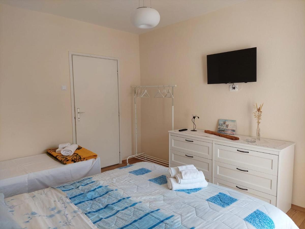 Апартаменты Apartman Danijela Клек Экстерьер фото